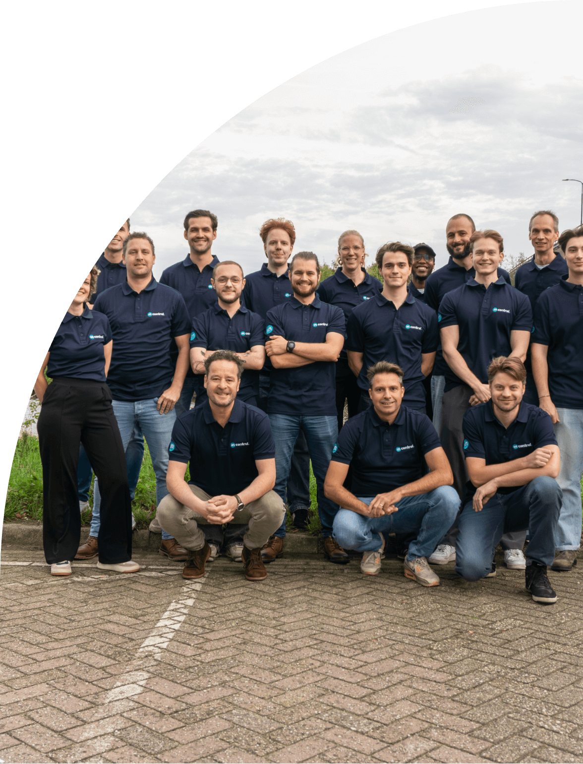 Incontrol Over ons Hero-2