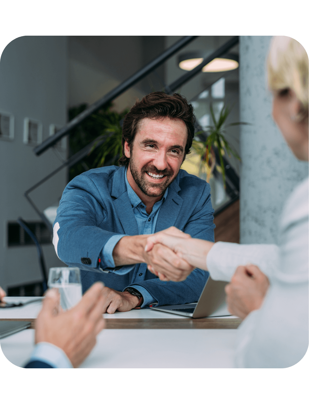 Incontrol-vacature-image-New-Business-sales-software